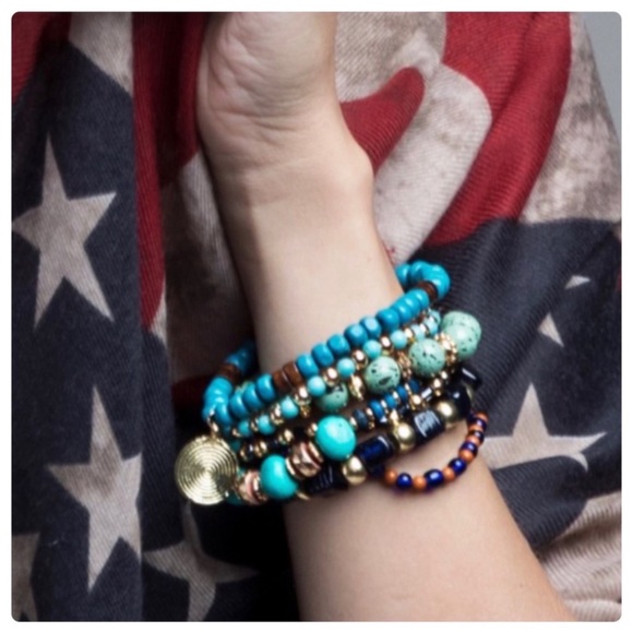 1 LEFT! Stunning Layered Stacking Turquoise Bracelet Set - Picture 3 of 5